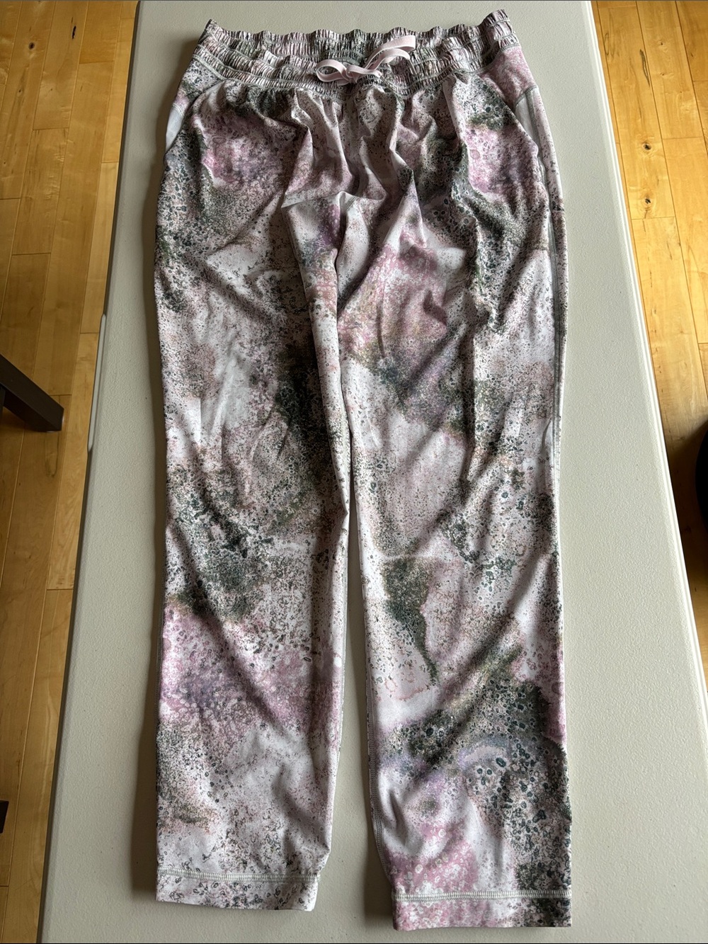 lululemon Pink and Gray Printed Track Joggers - Picture 1 of 3